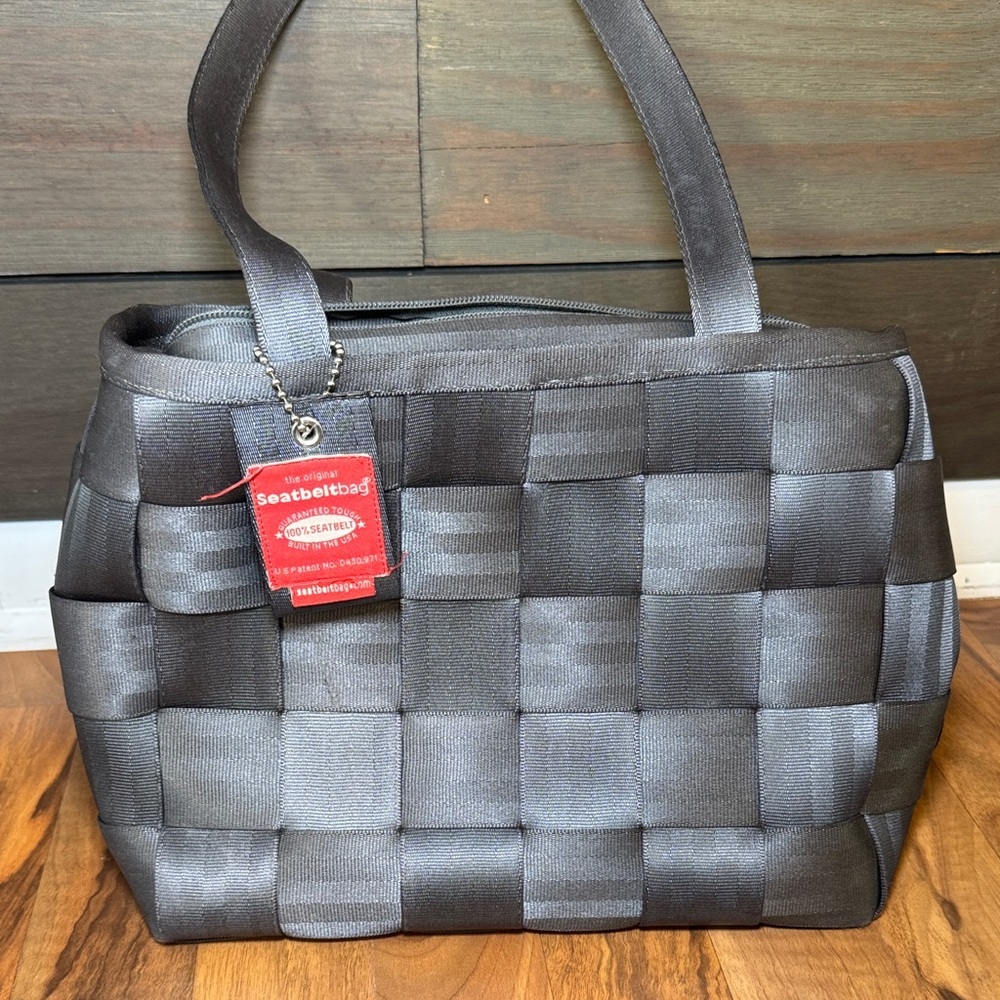 Harveys Charcoal Seatbelt bag